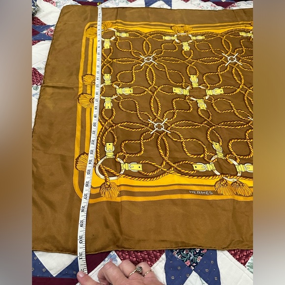 Hermes Bridle Equestrian Brown Vintage 31x30 Silk Scarf - Picture 6 of 7